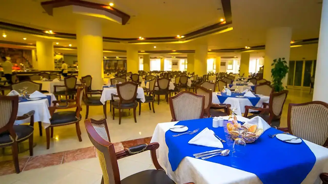 الفندق قصر وايت فالي - الغردقة